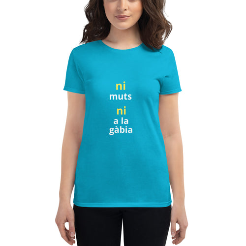 Ni muts ni a la gàbia