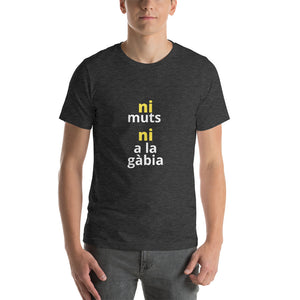 Ni muts ni a la gàbia