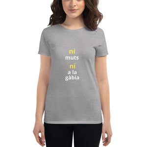 Ni muts ni a la gàbia